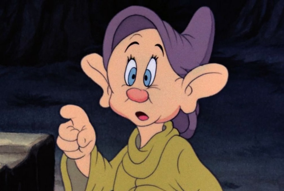 Blanche Neige : pourquoi Simplet ne parle-t-il pas ? On a enfin l’explication !