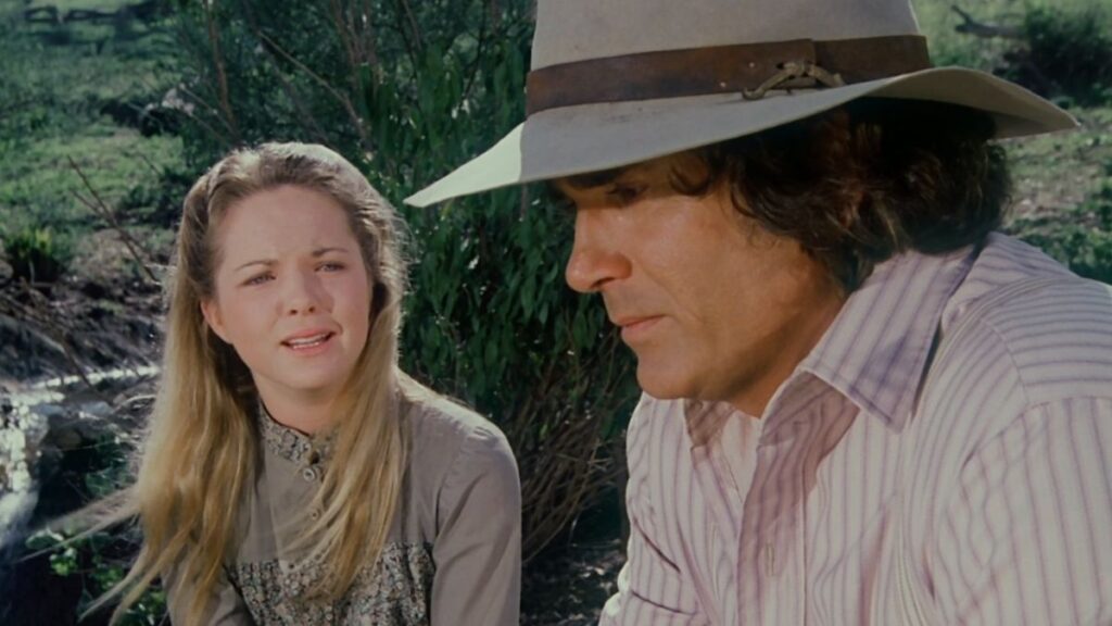 Mary (Melissa Sue Anderson) et Charles Ingalls (Michael Landon) dans La Petite Maison dans la Prairie.
