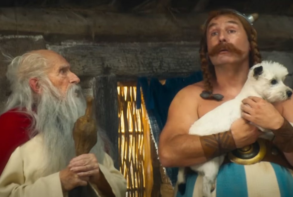 Astérix et Obélix L’Empire du Milieu : « Je vous laisse imaginer mon humeur… », pourquoi Pierre Richard a-t-il très mal vécu le tournage du film ?