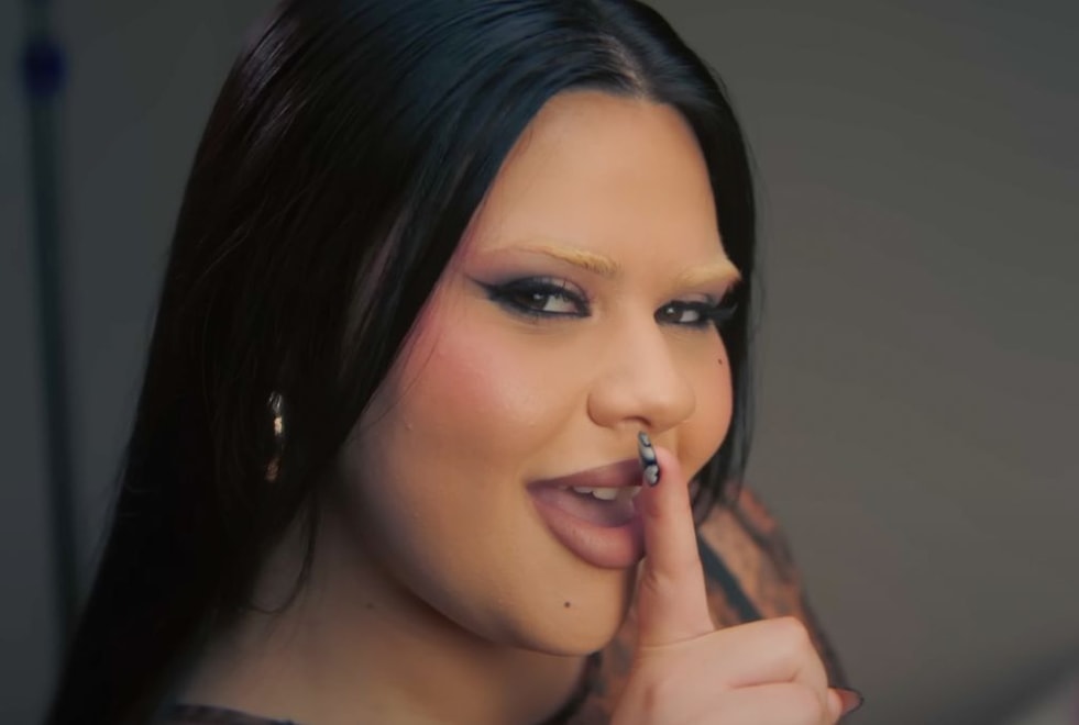 « Choquée et déçue », »cette diva ne va pas se laisser faire » : pourquoi cette chanson de l’Eurovision fait-elle scandale ?
