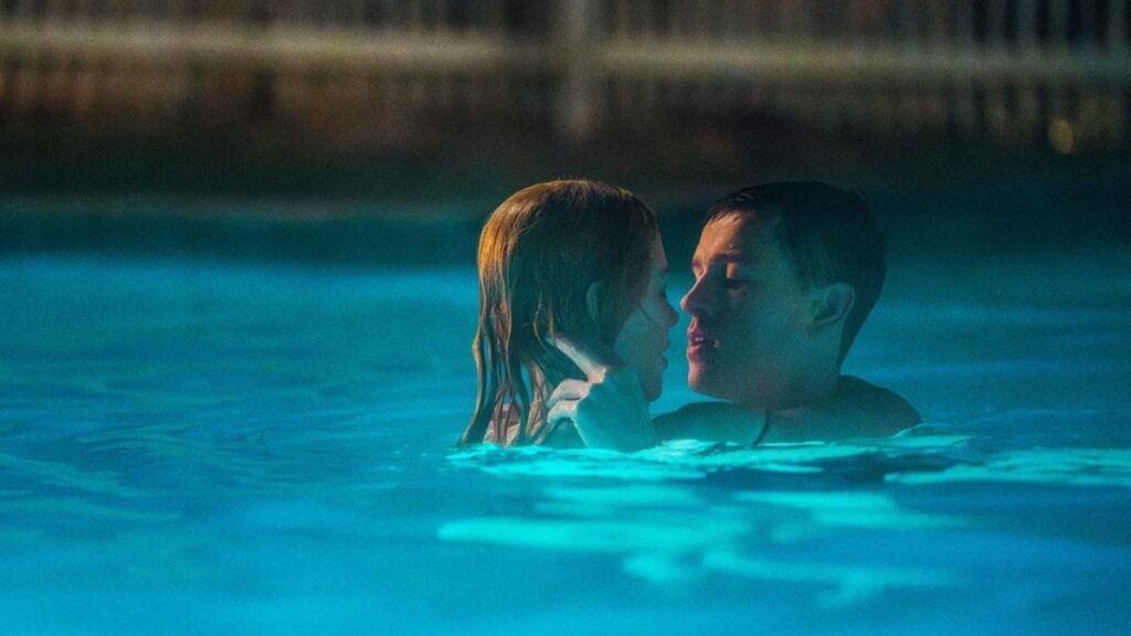Scène du film Babygirl dans la piscine avec Nicole Kidman et Harris Dickinson