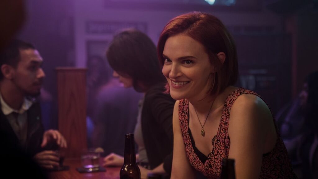 Bronte (Madeline Brewer) dans la saison 5 de You