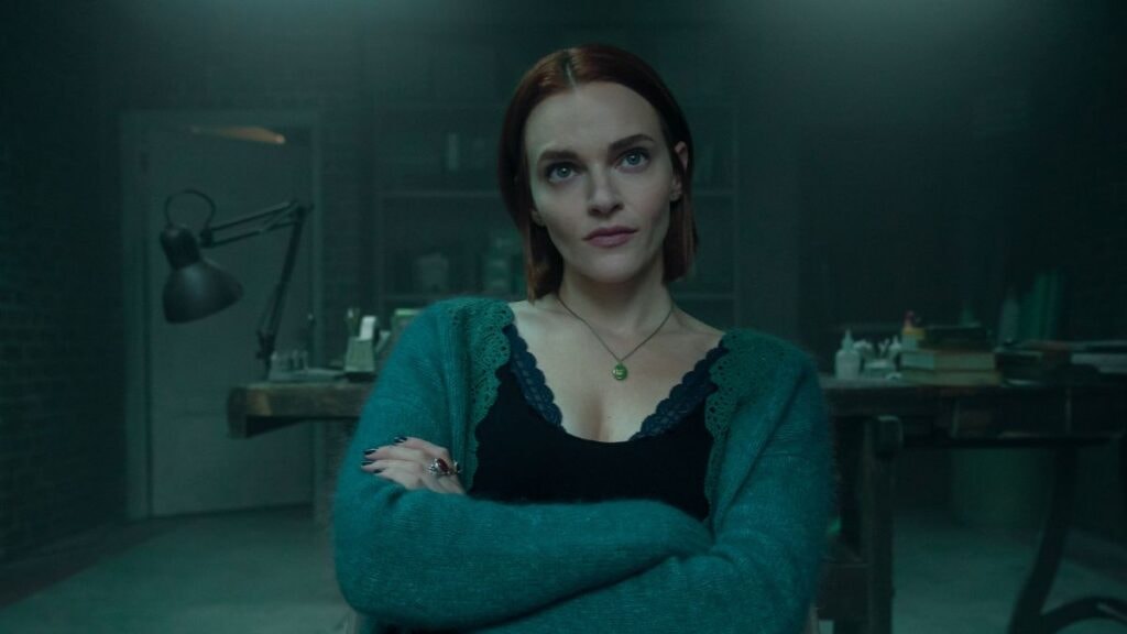 Bronte (Madeline Brewer) dans la saison 5 de You