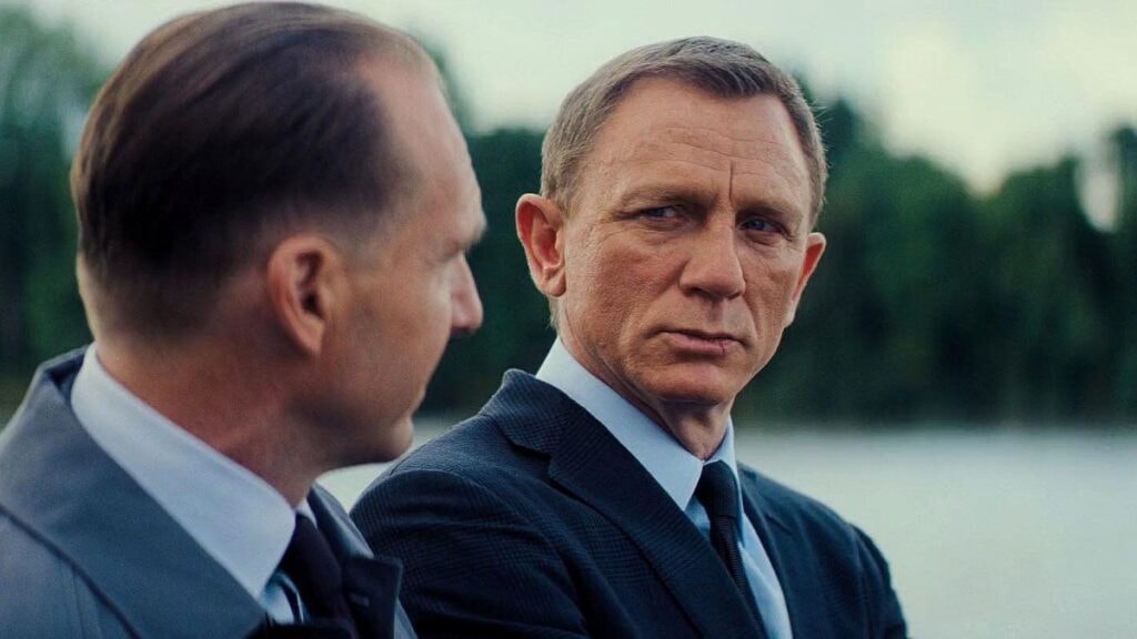 James Bond (Daniel Craig)