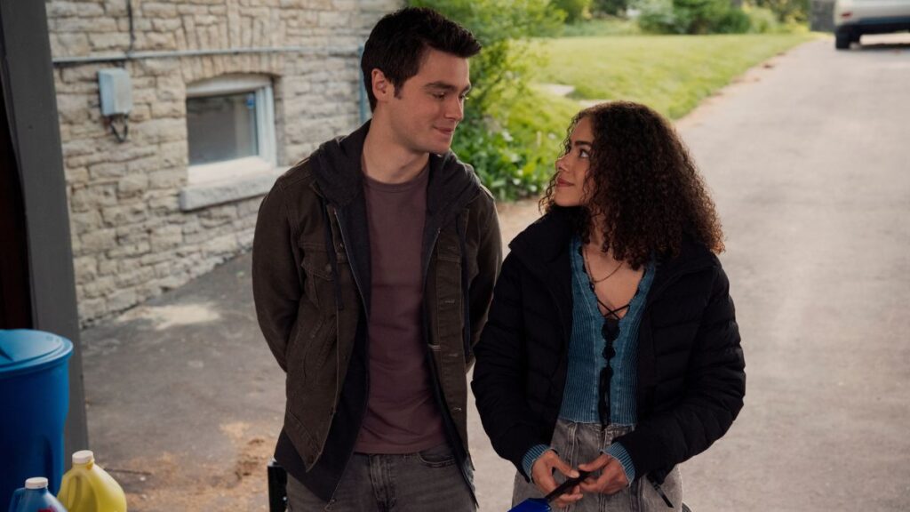 Ginny et Marcus dans la saison 3 de Ginny et Georgia.