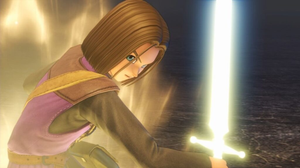 Le héros se préparant à frapper avec son épée de lumière dans Dragon Quest XI