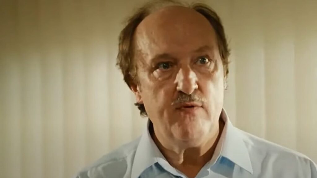 Le commissaire Gibet (Bernard Farcy) dans Taxi 4