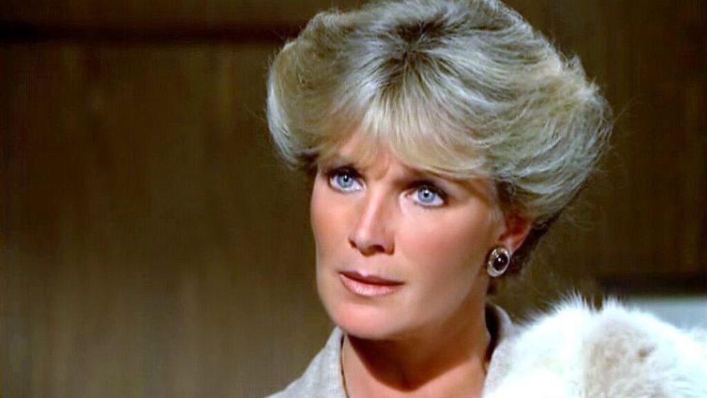 Krystle Carrington (Linda Evans) dans la série Dynastie des années 80.