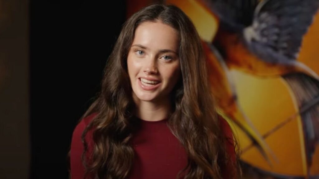 Mia Carragher va jouer Katniss Everdeen