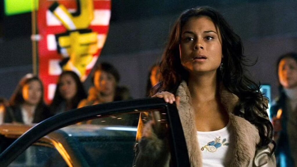 Neela est jouée par l'actrice Nathalie Kelley dans le film Fast and Furious : Tokyo Drift.