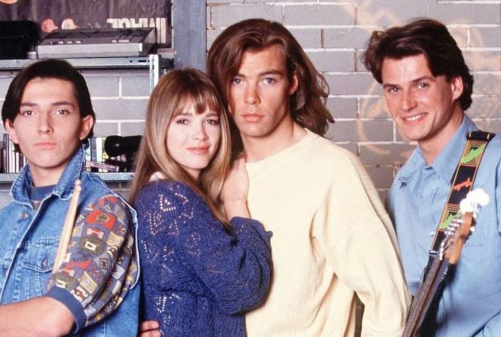 Quiz : t’as grandi avec Hélène et les Garçons si tu arrives à nommer ces 10 couples de la série
