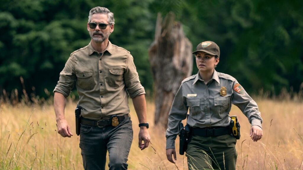 Kyle Turner (Eric Bana) et Lily Santiago (Naya Vasquez) dans la série Une Nature sauvage