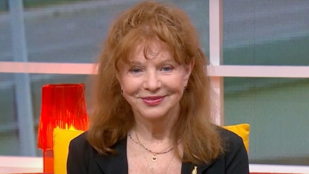 Agathe Natanson sur le plateau de l'émission Télé Matin 