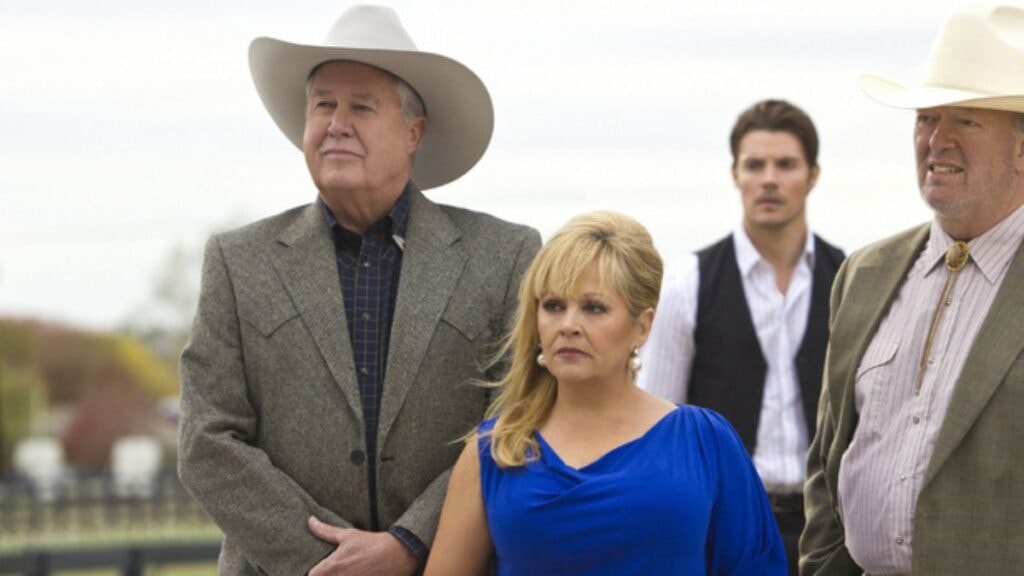 Ray Krebbs (Steve Kalany) dans le reboot de Dallas