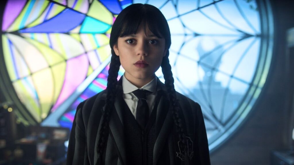 Mercredi Addams dans la saison 2 de la série Netflix