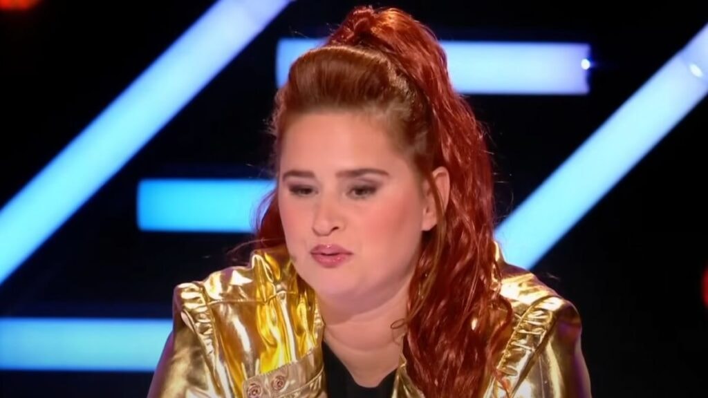 Elodie Poux dans Mask Singer