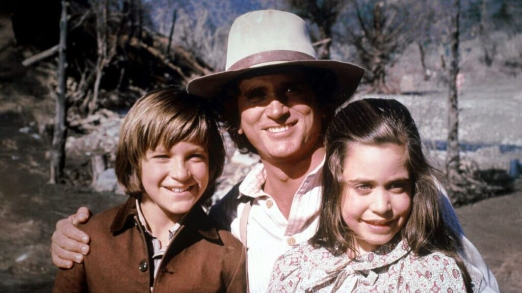 James Cassandra Cooper Charles Ingalls dans La Petite Maison dans la Prairie