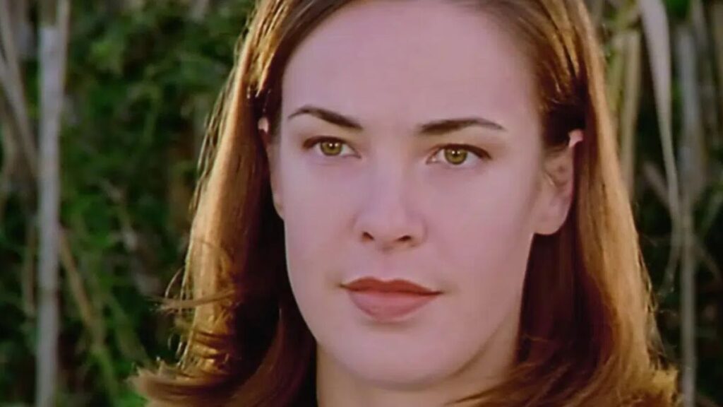 Laure Olivier (Bénédicte Delmas) dans la série Sous Le Soleil.