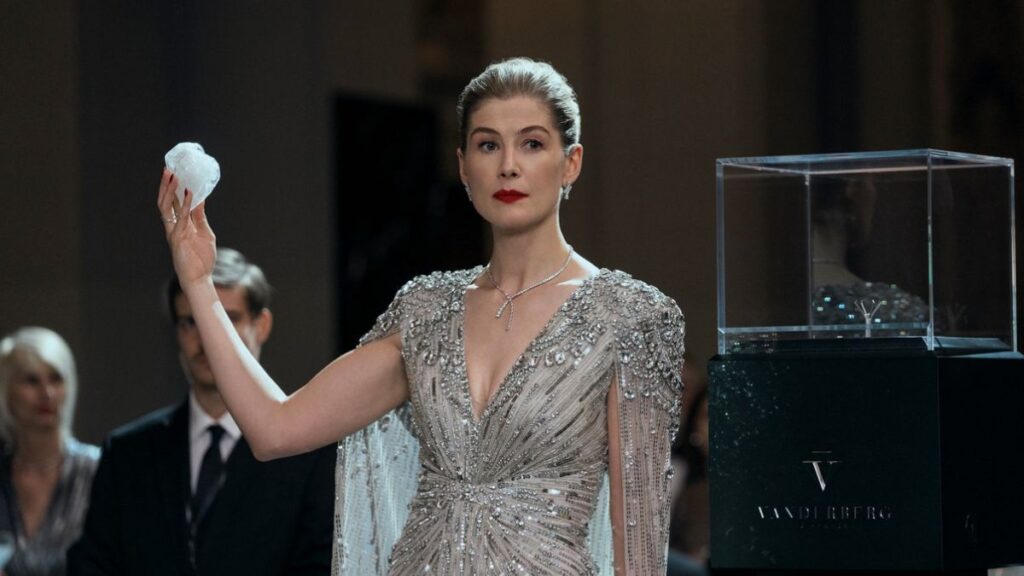 Rosamund Pike dans le film Insaisissables 3.