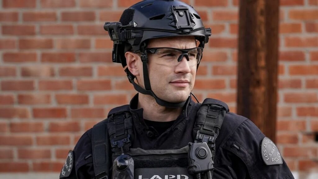 SWAT vraie raison derrière le départ brutal de Jim Street (Alex Russell)
