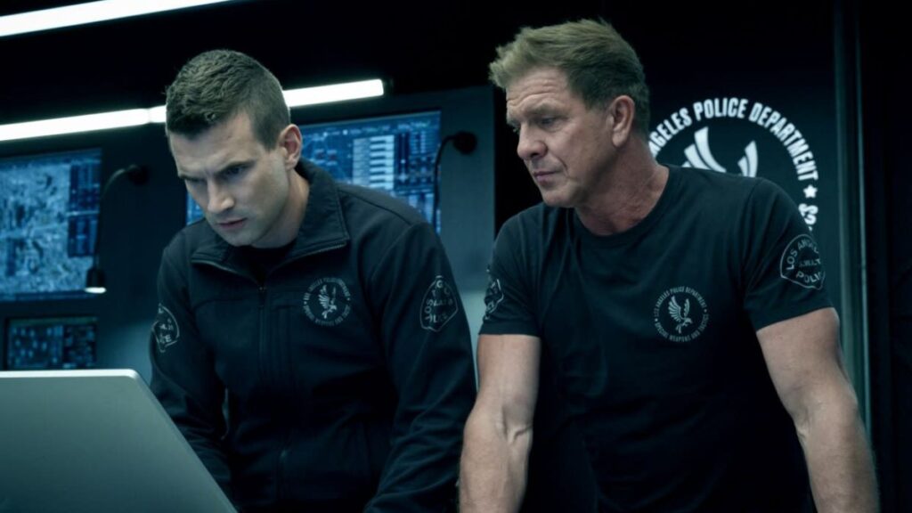 Jim Street (Alex Russell) et Dominique Luca (Kenny Johnson) dans la série SWAT.