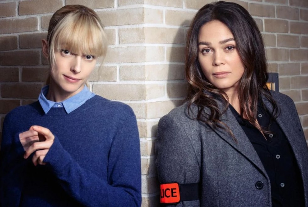 « Je ne lui ai pas adressé la parole » : les stars d’Astrid et Raphaëlle Sara Mortensen et Lola Dewaere sont-elles amies dans la vraie vie ?