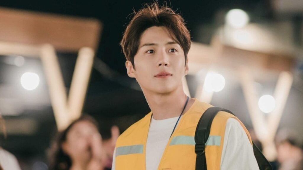 Kim Seon Ho dans Hometown Cha Cha Cha