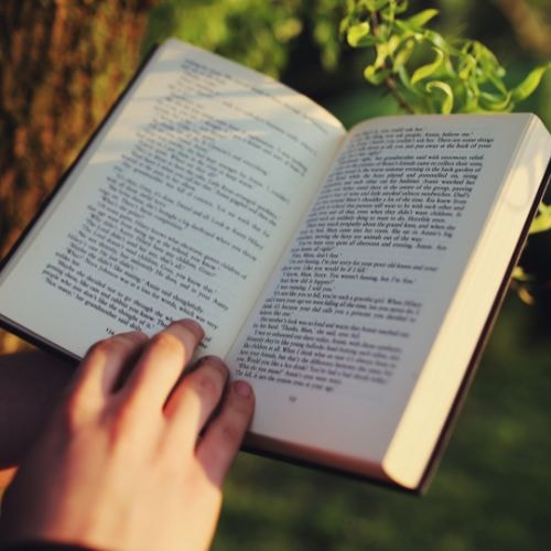 Lire un livre