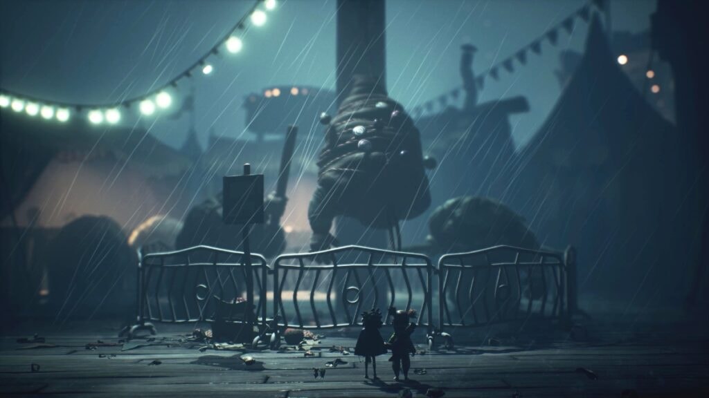 Low et Alone seuls dans une fête foraine de Little Nightmares 3