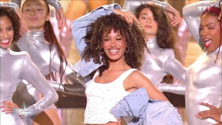 Star Academy 2025 : la chaîne TF1 a-t-elle (vraiment) oublié une candidate au générique de la quotidienne ?