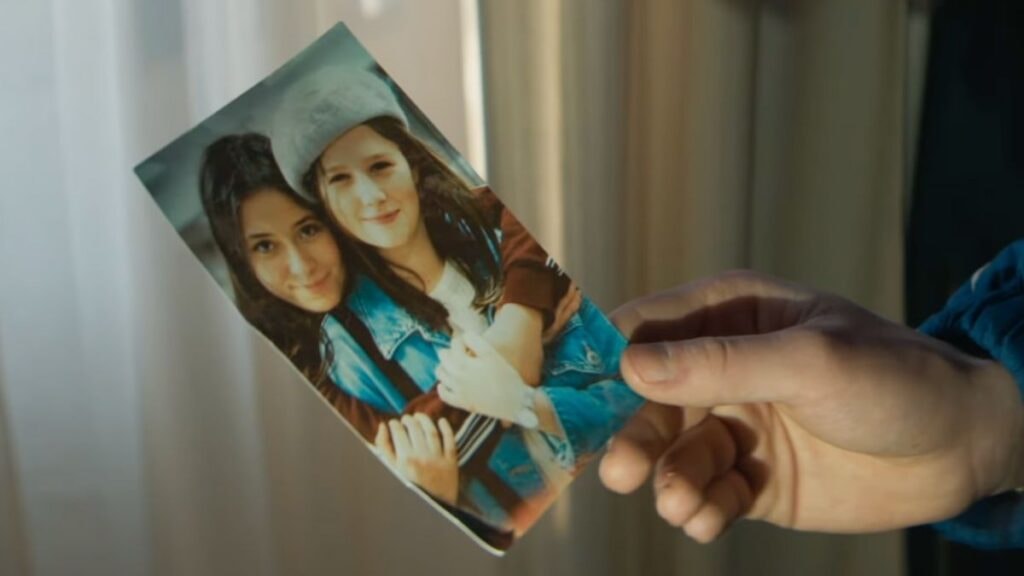 Image d'Angelique et Sarah de la série Désenchantées