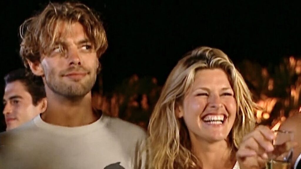 Nicolas (Patrick Puydebat) et Linda (Lynda Lacoste) dans la série Les Vacances de l'Amour.