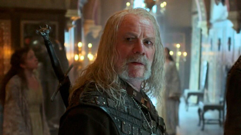 Vesemir (Peter Mullan) dans The Witcher saison 4