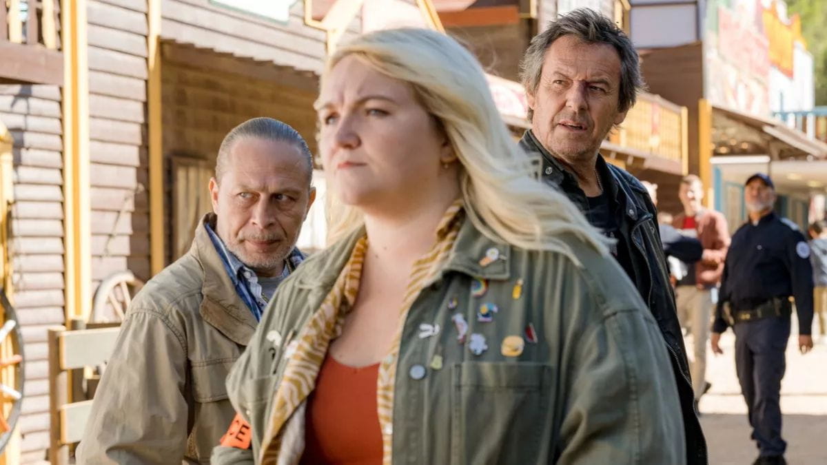 Jean-Luc Reichmann et Lola Dubini dans la série Léo Mattéï Brigade des Mineurs.