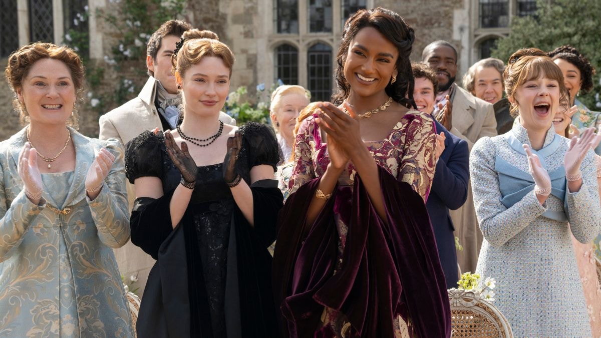 Violet, Francesca, Kate et Eloise au mariage de Sophie et Benedict dans la saison 4 de Bridgerton