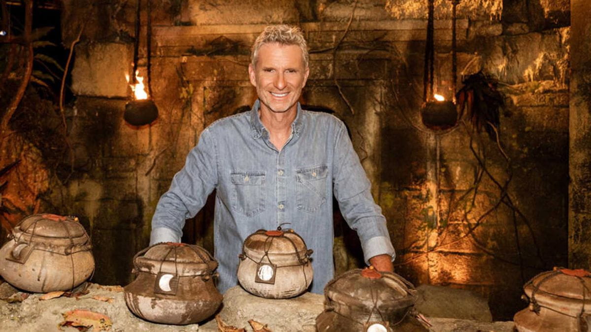 Denis Brogniart dans Koh-Lanta : Les Reliques du Destin sur TF1.