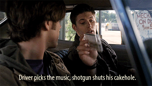 https://www.serieously.com/wp-content/uploads/2017/11/dean-winchester-driver-picks-the-music-2016-supernatural.gif
